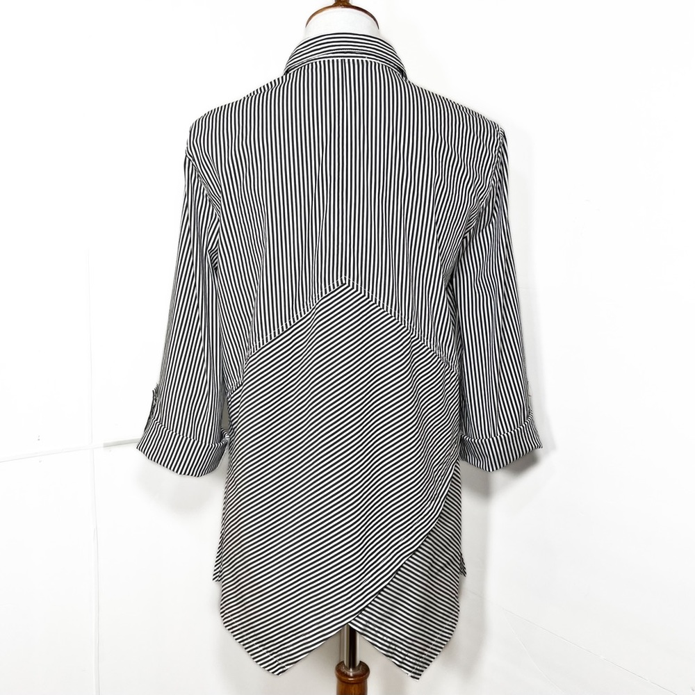 Ali Miles Black White Striped Asymmetrical Roll Tab Long Sleeve Buttondown Shirt - Picture 5 of 10